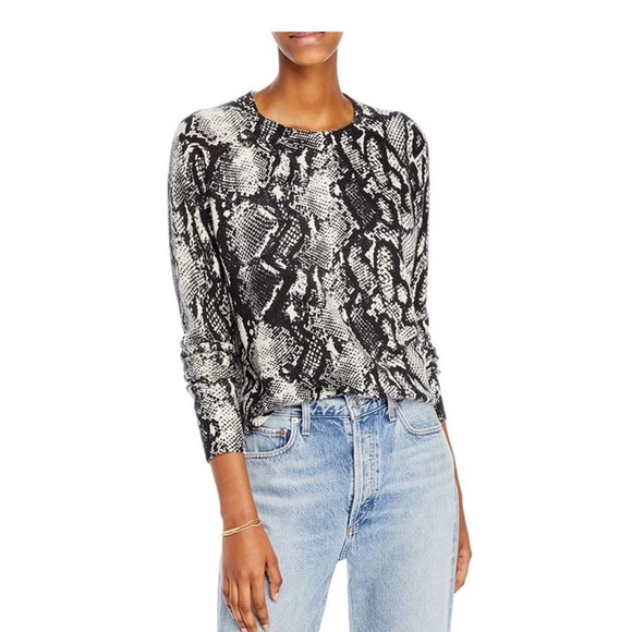 Aqua 100% Cashmere Snakeskin Print Crewneck Sweater Size Medium NWT - Picture 1 of 10